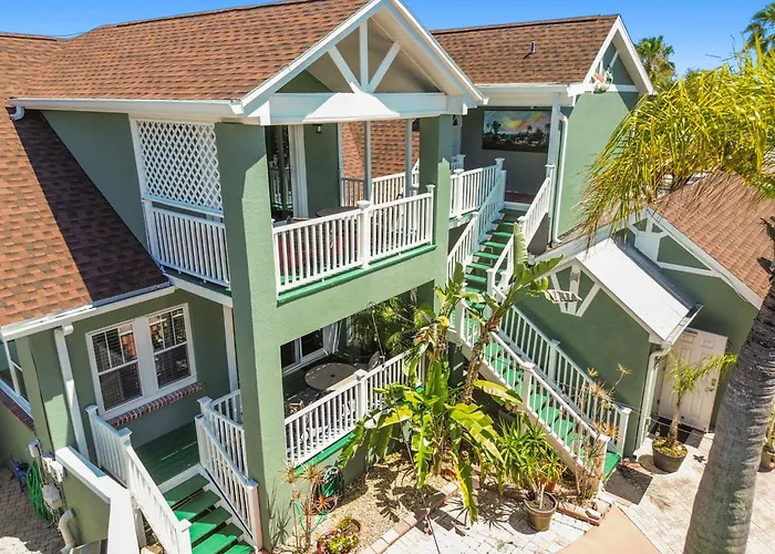 Sea Breeze Manor Inn